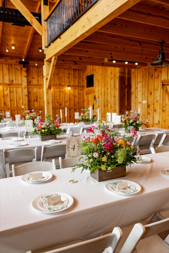 Pandora's Posies florist decor for wedding reception at Faithbrooke Farm and Vineyards