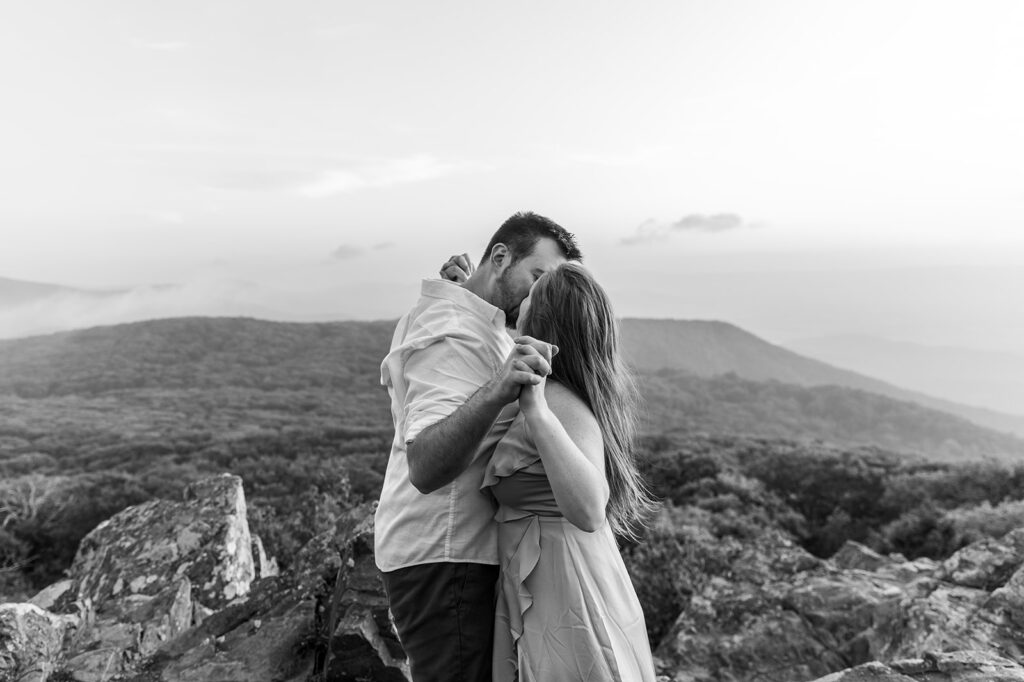 Bride and Groom for a Shenandoah engagement session at sunset with Victoria V Photography. Shenandoah sunset. Little Stony Man engagement session. Little Stony Man sunset. The best Shenandoah Wedding Photographer. The best Virginia wedding photographer. Shenandoah elopement photographer. 