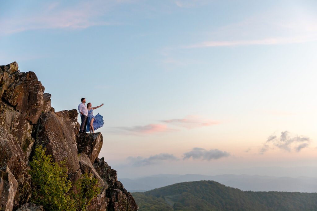 Bride and Groom for a Shenandoah engagement session at sunset with Victoria V Photography. Shenandoah sunset. Little Stony Man engagement session. Little Stony Man sunset. The best Shenandoah Wedding Photographer. The best Virginia wedding photographer. Shenandoah elopement photographer. 