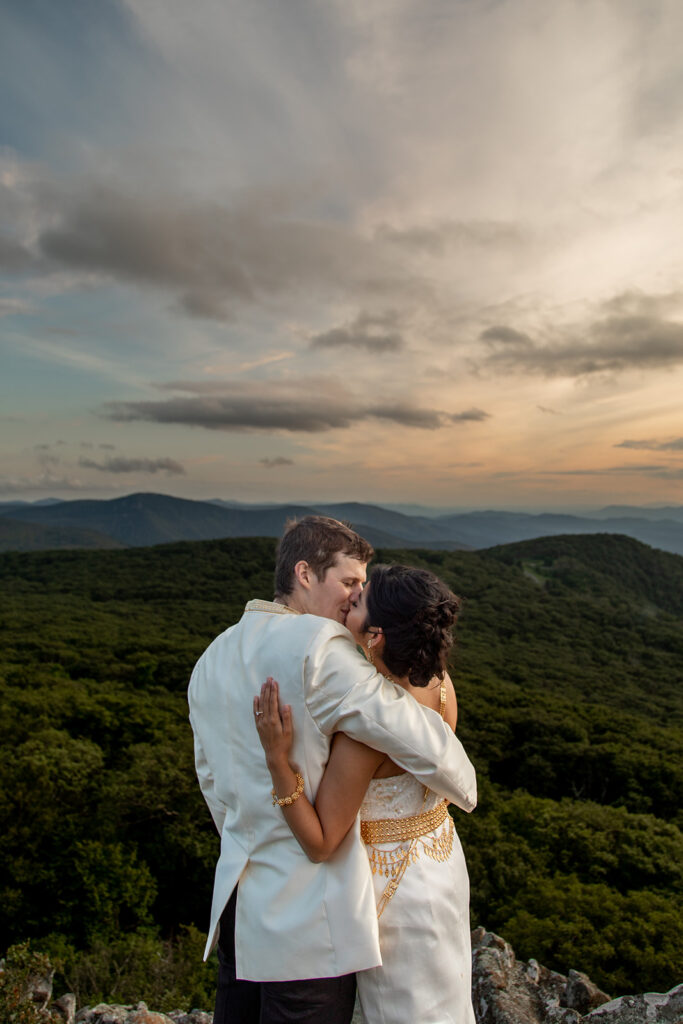 Bride and groom doing their engagement session photos in Shenandoah Virginia with Victoria V Photography. Shenandoah engagement session The best Shenandoah photographer. Shenandoah wedding photographer. Shenandoah elopement photographer. Shenandoah engagement photographer.