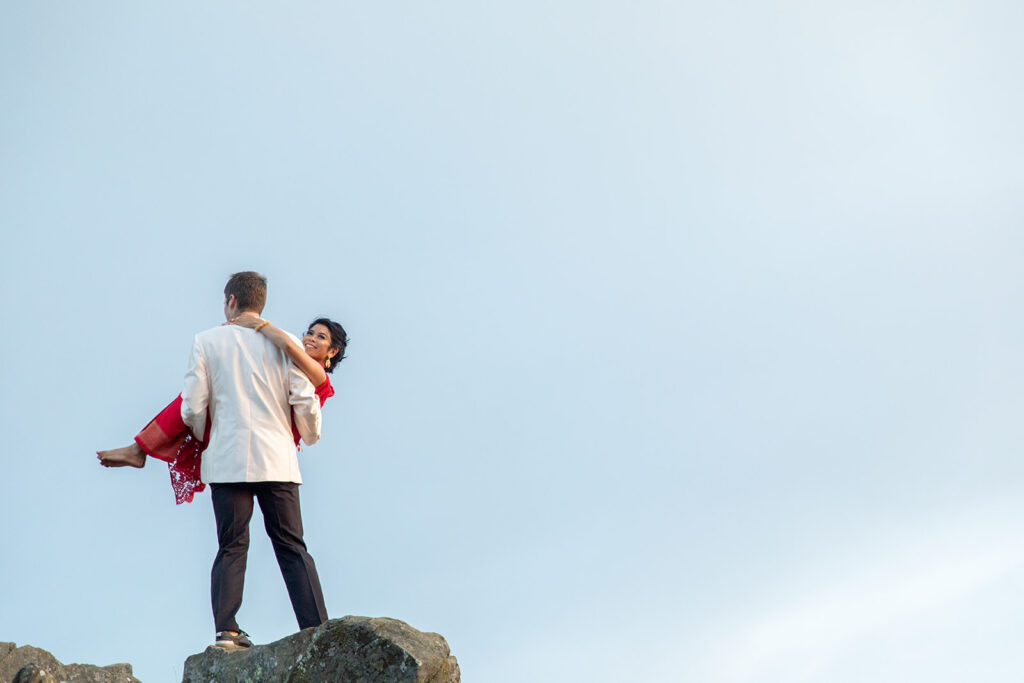 Bride and groom doing their engagement session photos in Shenandoah Virginia with Victoria V Photography. Shenandoah engagement session The best Shenandoah photographer. Shenandoah wedding photographer. Shenandoah elopement photographer. Shenandoah engagement photographer.