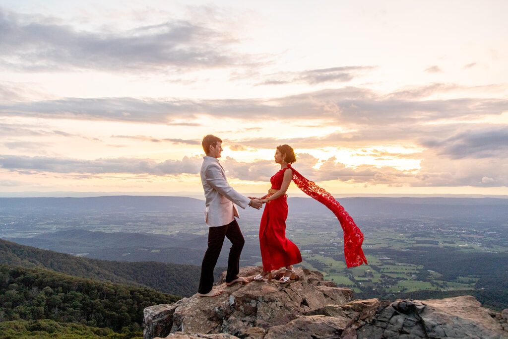 Bride and groom doing their engagement session photos in Shenandoah Virginia with Victoria V Photography. Shenandoah engagement session The best Shenandoah photographer. Shenandoah wedding photographer. Shenandoah elopement photographer. Shenandoah engagement photographer.