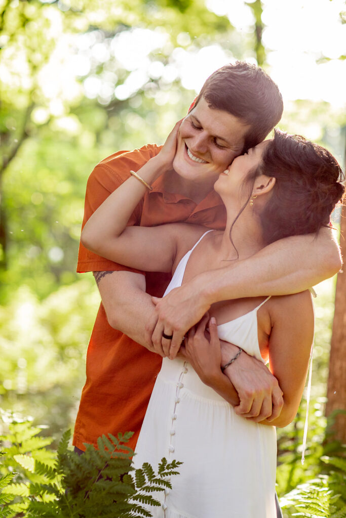 Bride and groom doing their engagement session photos in Shenandoah Virginia with Victoria V Photography. Shenandoah engagement session The best Shenandoah photographer. Shenandoah wedding photographer. Shenandoah elopement photographer. Shenandoah engagement photographer.