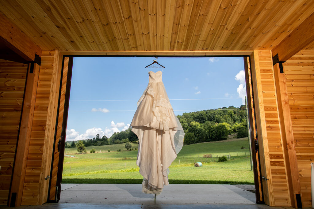 Bride and groom at their elegant Blue Ridge Mountain wedding at Stoneyman Valley Ranch – romantic sunset portraits, adventurous love, and breathtaking views.