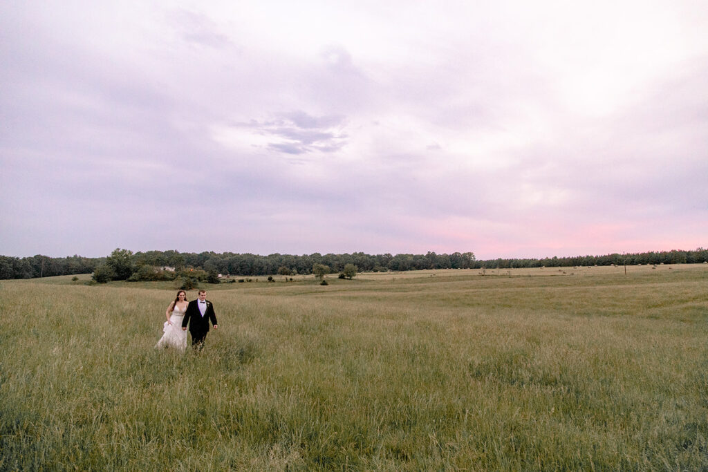 Romantic spring wedding at Oak Creek Farm in Virginia – candid moments, joyful celebrations, and golden hour portraits of a Virginia Bride and Groom, featuring rustic elegance and countryside charm.