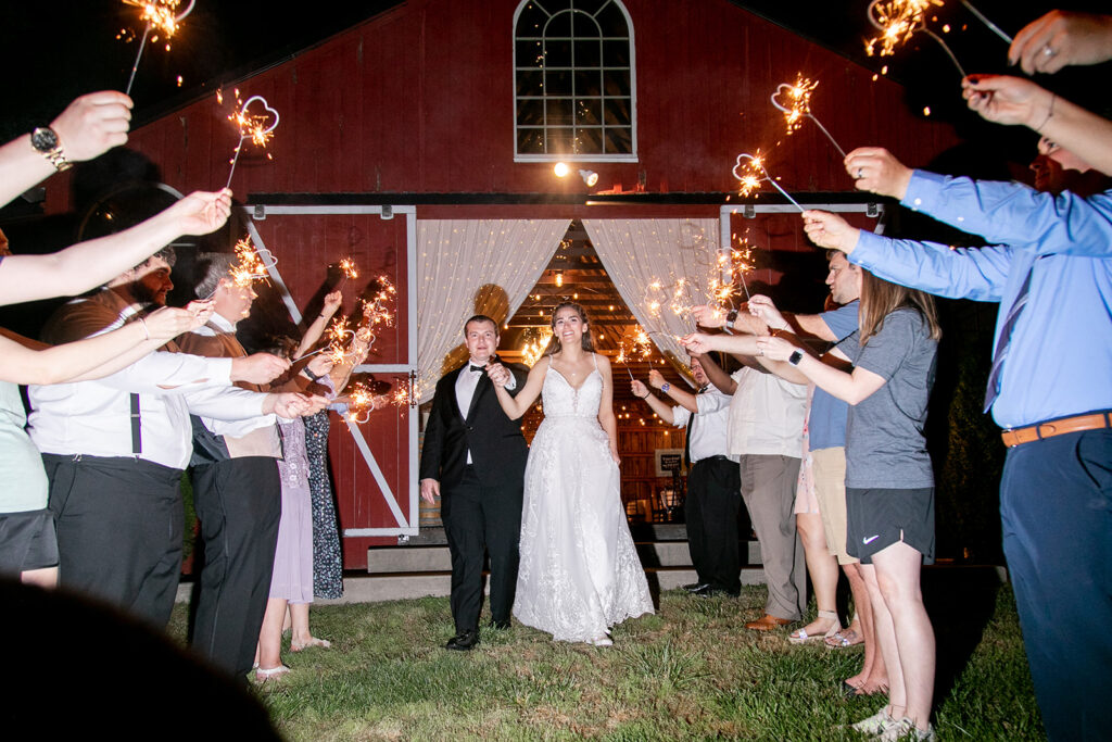 Romantic spring wedding at Oak Creek Farm in Virginia – candid moments, joyful celebrations, and golden hour portraits of a Virginia Bride and Groom, featuring rustic elegance and countryside charm.