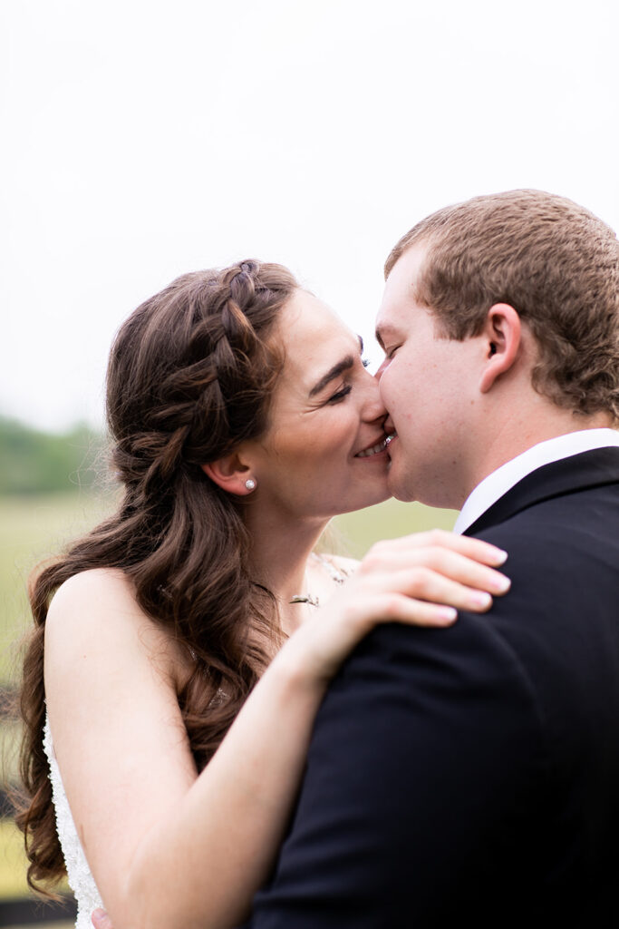 Romantic spring wedding at Oak Creek Farm in Virginia – candid moments, joyful celebrations, and golden hour portraits of a Virginia Bride and Groom, featuring rustic elegance and countryside charm.