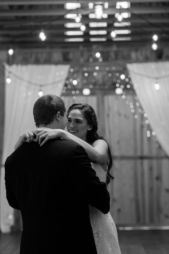 Romantic spring wedding at Oak Creek Farm in Virginia – candid moments, joyful celebrations, and golden hour portraits of a Virginia Bride and Groom, featuring rustic elegance and countryside charm.