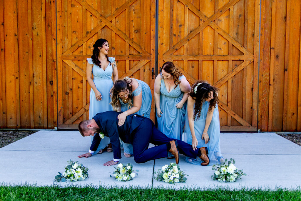 Elegant and adventurous mountain wedding at Stoneyman Valley Ranch – bride and groom portraits with Blue Ridge Mountain views, joyful first look, fun bridal party moments, and stunning sunset photos atop Little Stoneyman Overlook.