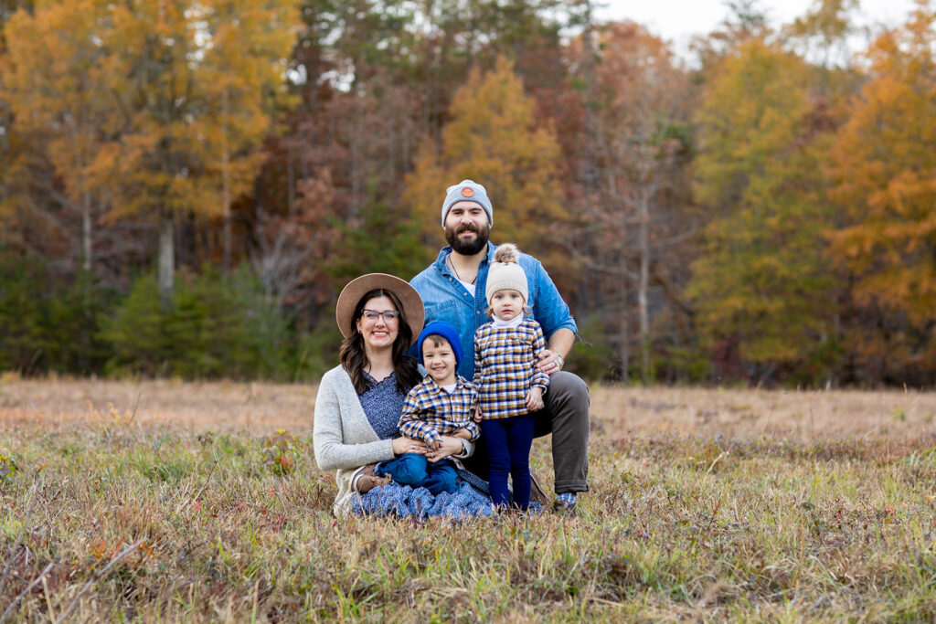 neutral fall outfits for family mini session
