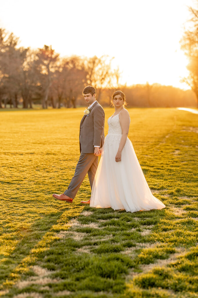 Golden hour wedding photos at The Woodlands at Algonkian golf course
