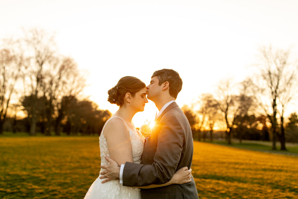 Golden hour wedding photos at The Woodlands at Algonkian golf course